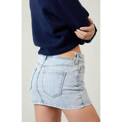 Pacsun Women'S Bella Stretch Light Indigo Mid Rise Denim Mini Skirt - Multicolor