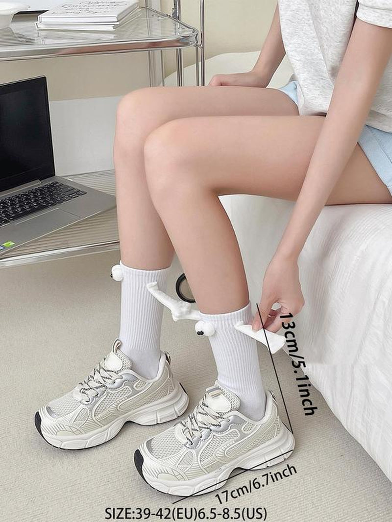 Men'S 2 Pairs Magnetic Holding Hands Design Crew Socks, Creative Stylish Menswear, Casual Soft Comfortable Breathable Mid-Calf Socks for Daily Wear, Mens Stocking Stuffers, Underwear, Friendsgiving Ideas